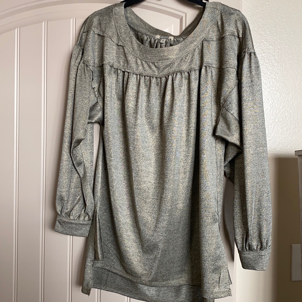 Gold sparkle top